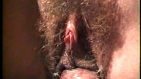 Curvy Jennifer White analsex med en kæmpe sort pik
